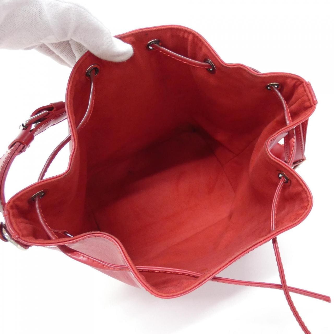 ルイヴィトン エピ プチ ノエ M4410E ショルダーバッグ