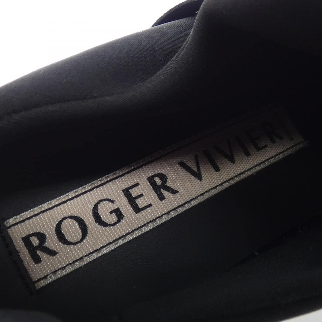 ロジェヴィヴィエ ROGER VIVIER ヴィヴ ラン　ストラスバックル スニーカー