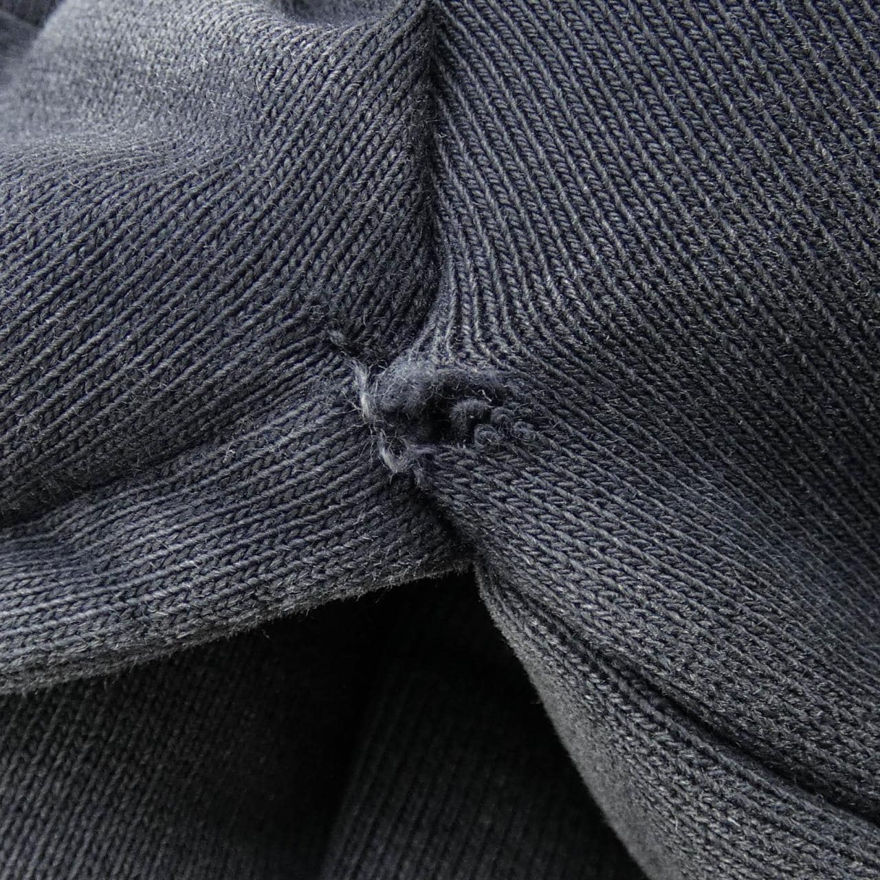 バレンシアガ BALENCIAGA WARDROBE 674591 TMVF5 UNISEX ショートパンツ