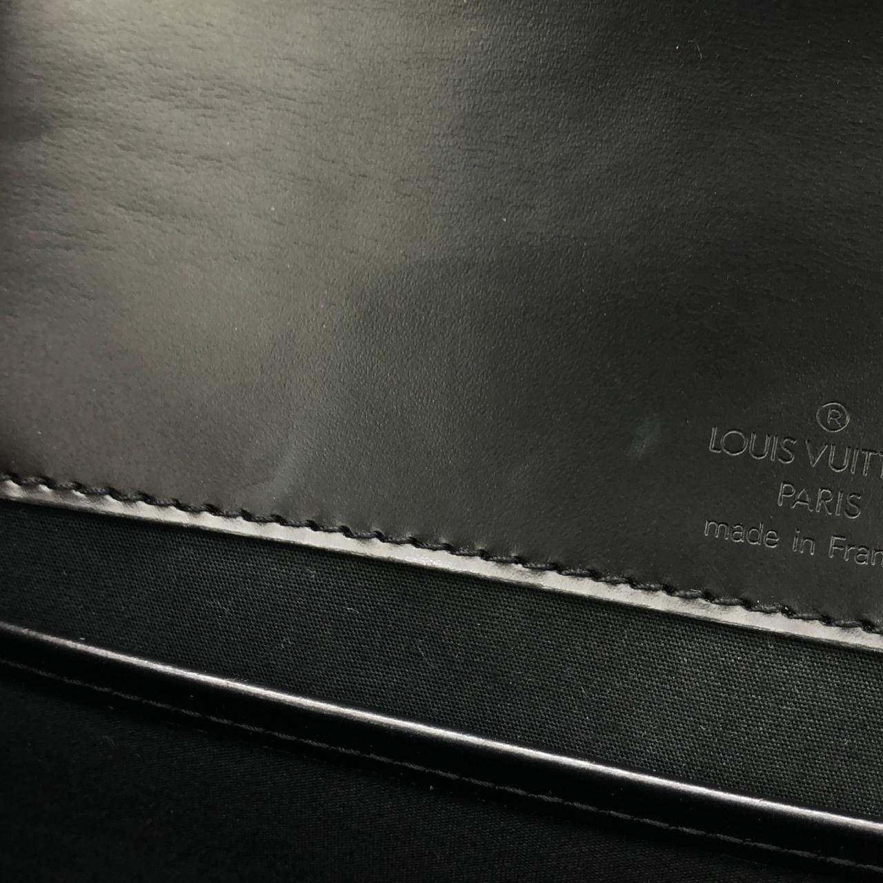 ルイヴィトン エピ ディナール M52022 ショルダーバッグ