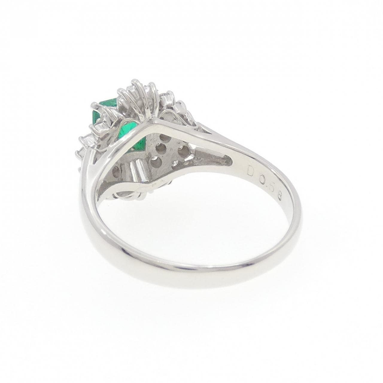 PT900 エメラルド リング 0.56CT