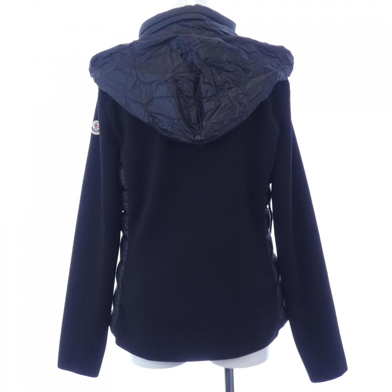 【新品】モンクレール MONCLER K20939B00019 ダウンジャケット