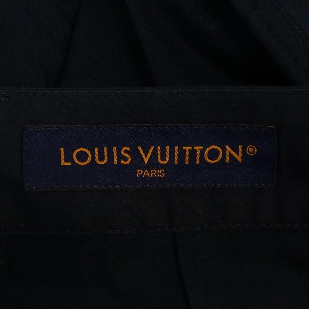 ルイヴィトン LOUIS VUITTON モノグラムポケットガーゴショーツ HTP48WFUG ショートパンツ