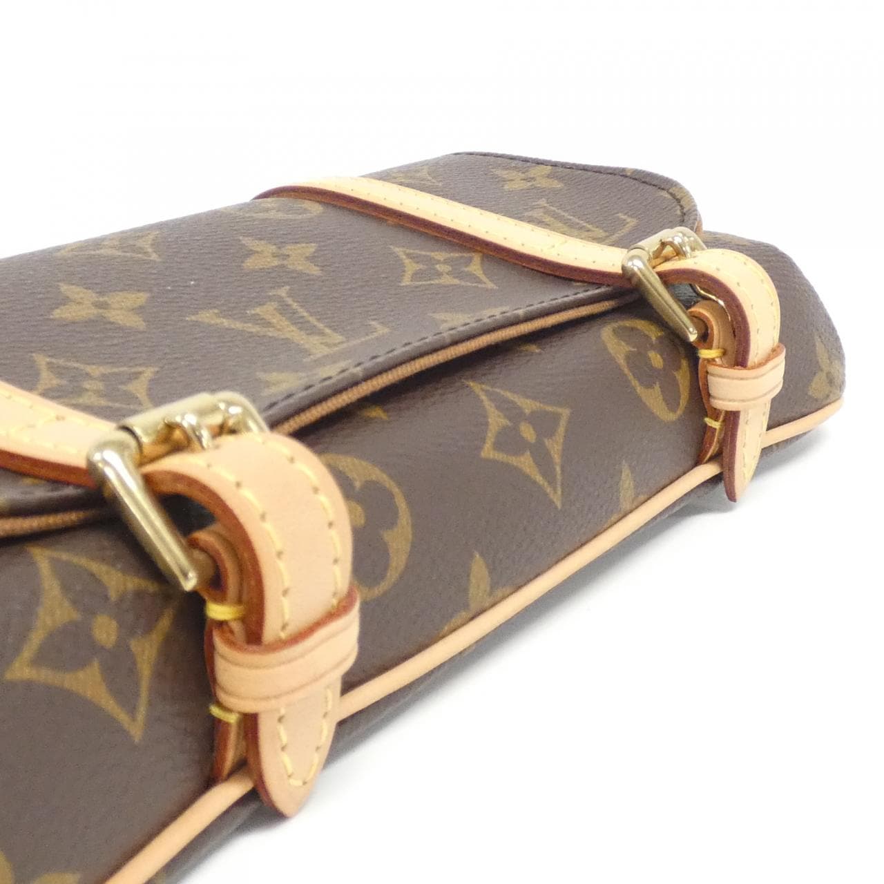 LOUIS VUITTON Monogram Pochette Marel M51159 腰包