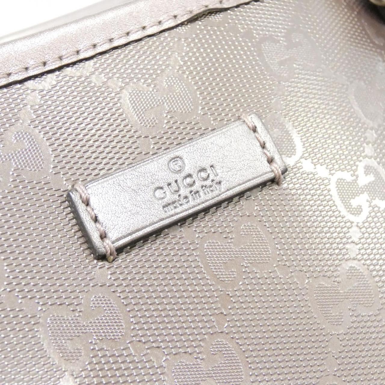 グッチ 223668 FU49R バッグ