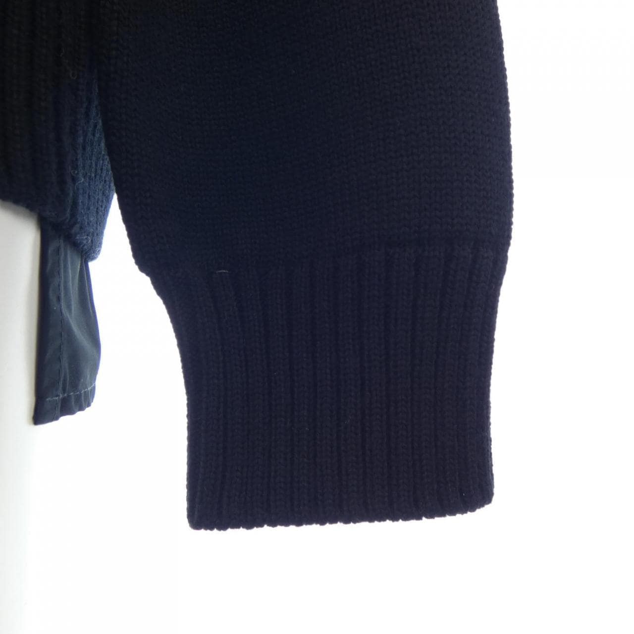 モンクレール MONCLER H20939B00007 M1131 カーディガン