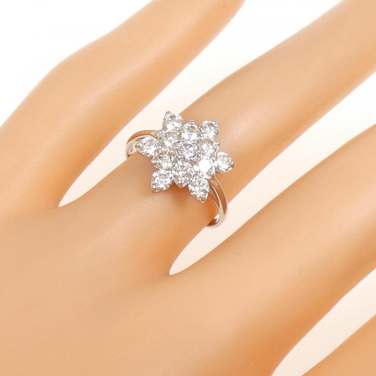 PT900 ダイヤモンド リング 1.00CT