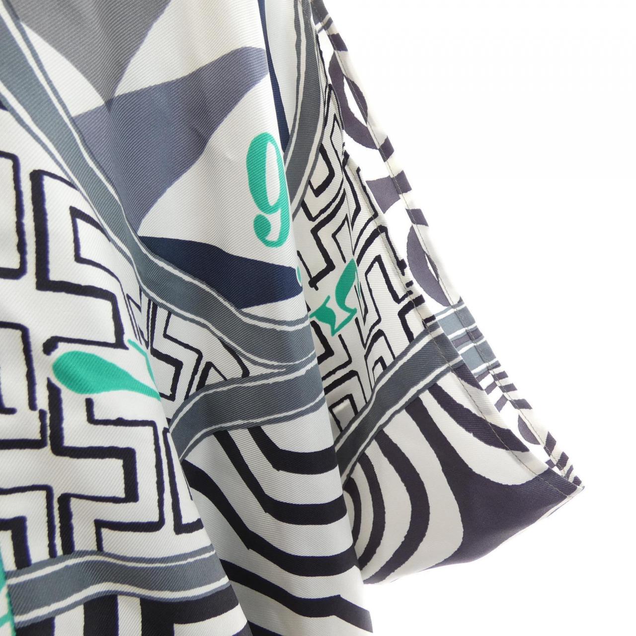 エルメス HERMES ケープ