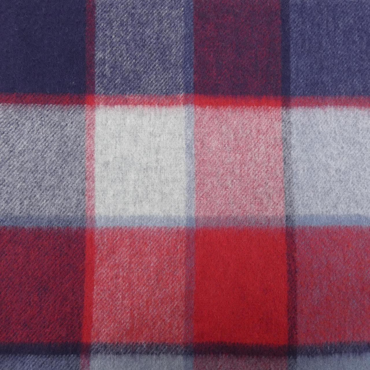 ジョンストンズ JOHNSTONS OF ELGIN SAKS FIFTH AVENUE MUFFLER