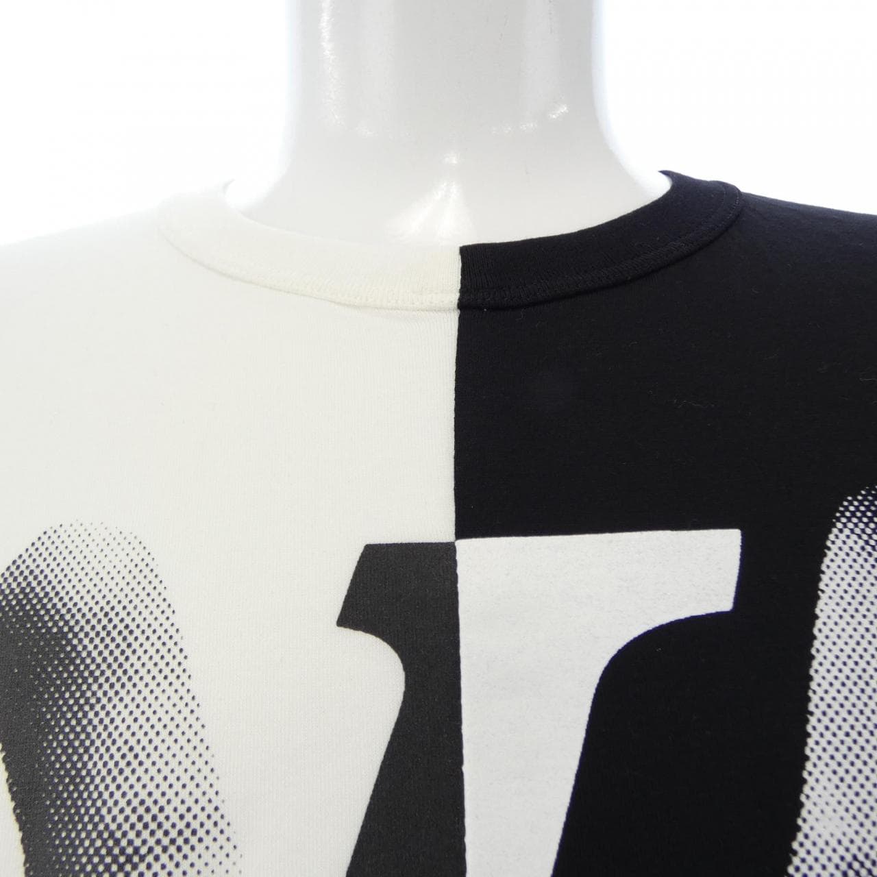 LOUIS VUITTON PEACE AND LOVE HFY89WFMB T恤