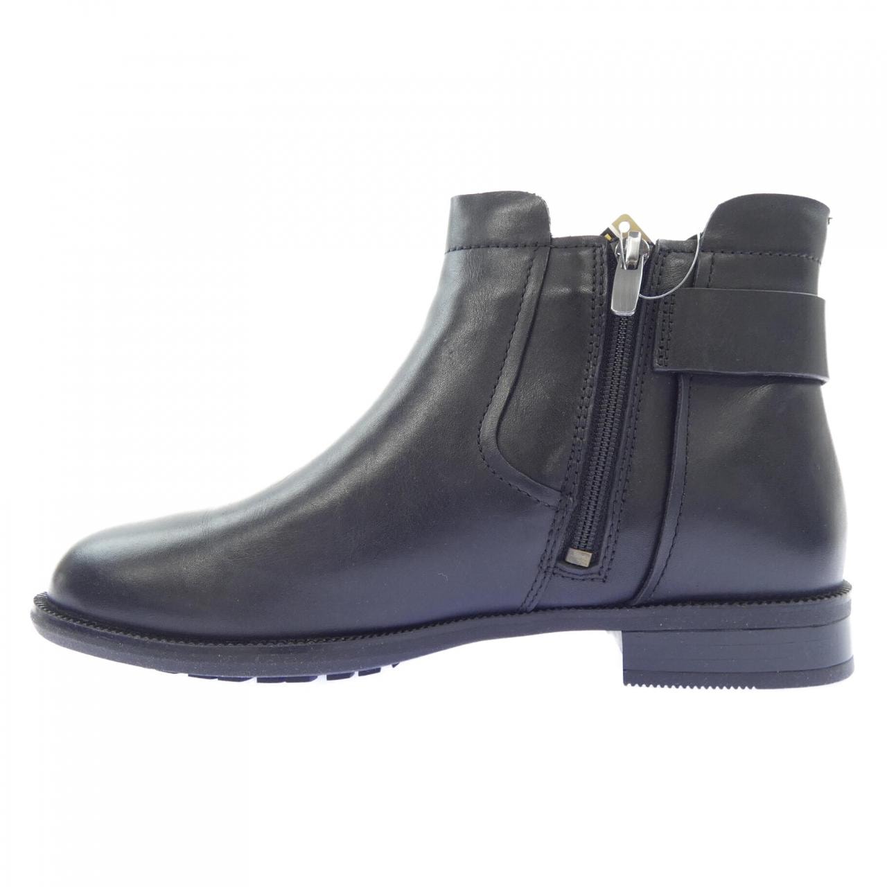 クラークス CLARKS ブーツ