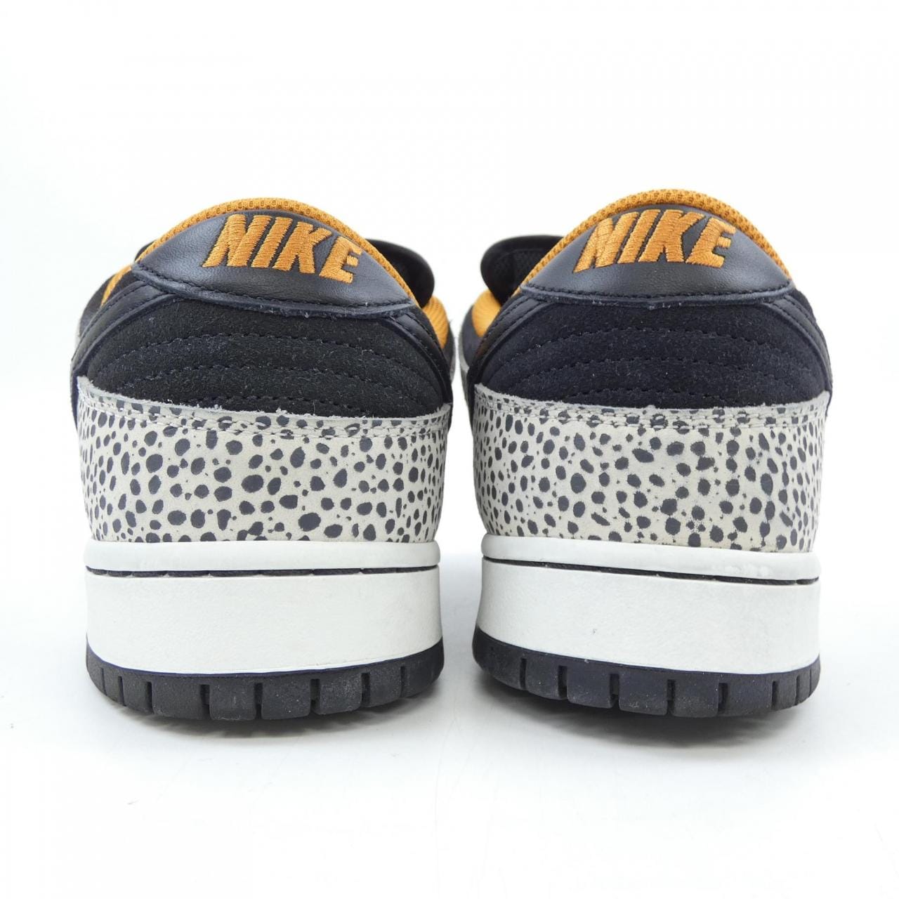 ナイキ NIKE FZ1233-002 スニーカー