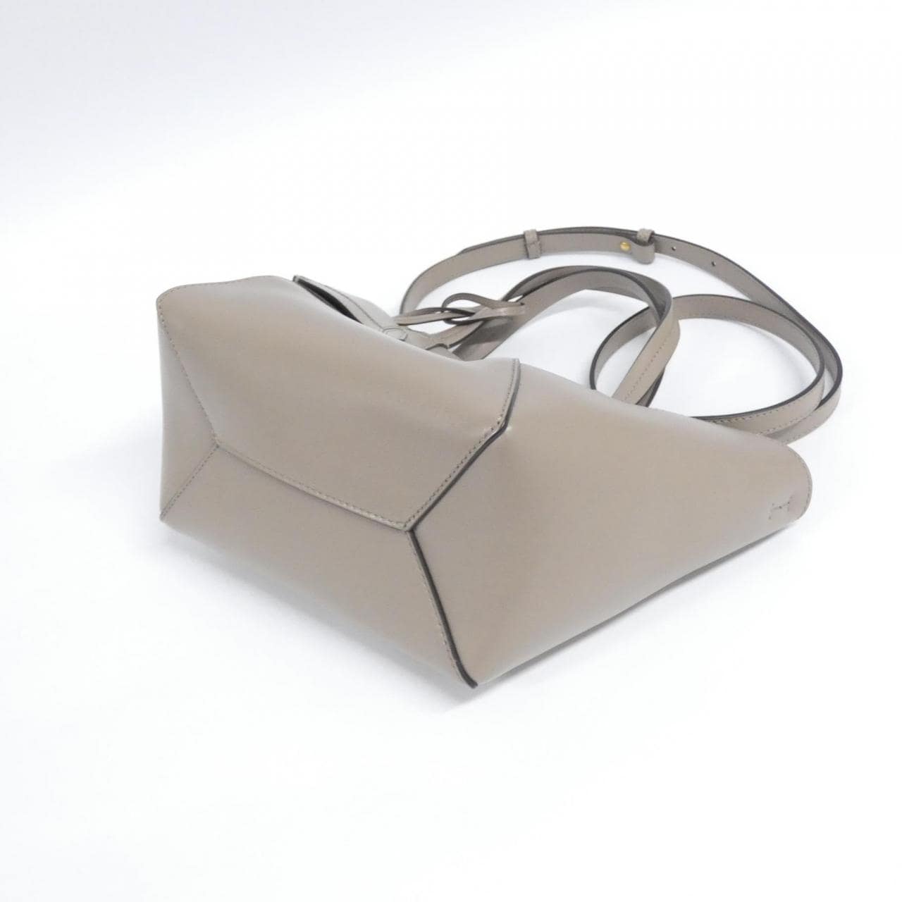 ジミーチュウ ダイヤモンド DIAMONDTOTESHUT バッグ