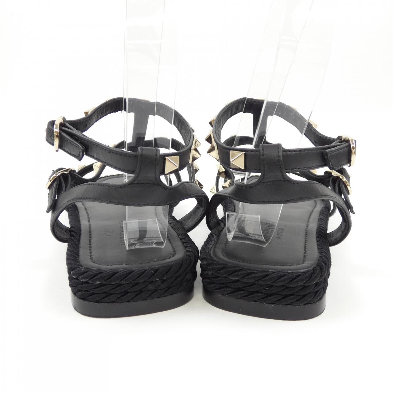 ヴァレンティノ VALENTINO サンダル