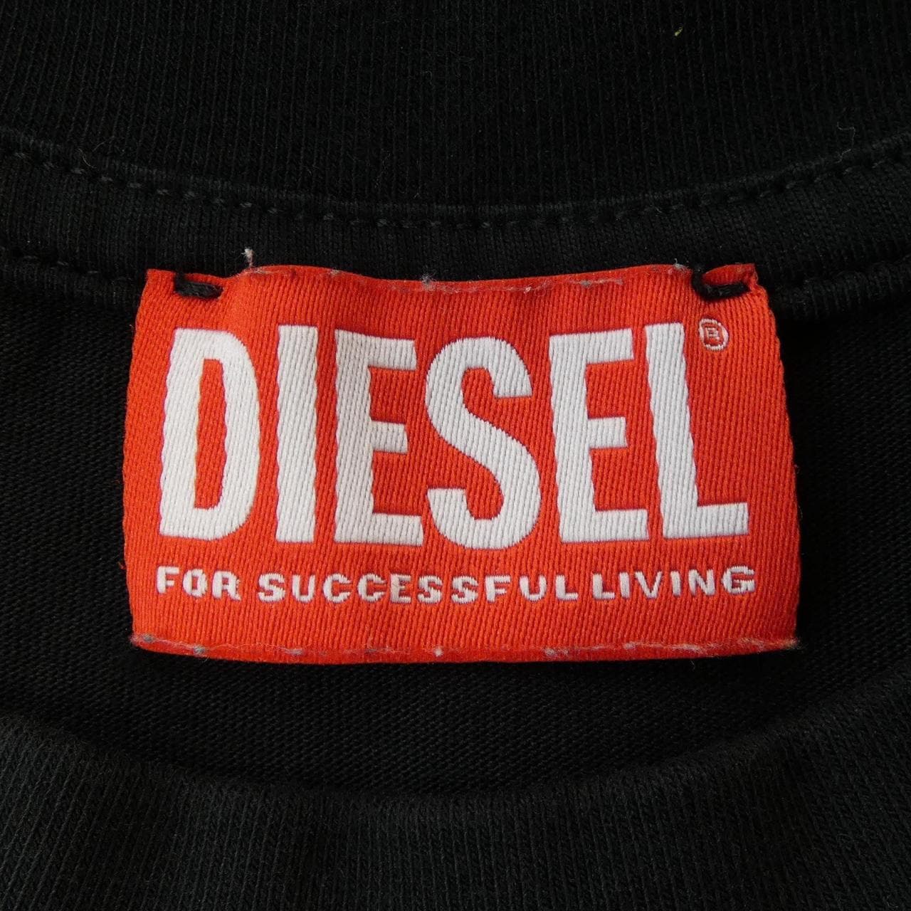 ディーゼル DIESEL A11559 Tシャツ