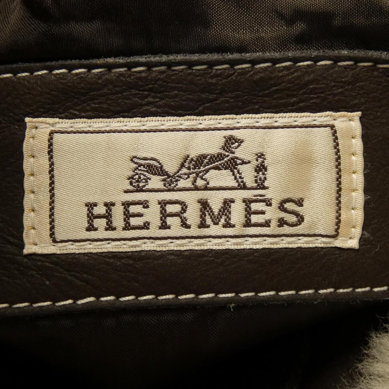 エルメス HERMES ムートンジャケット