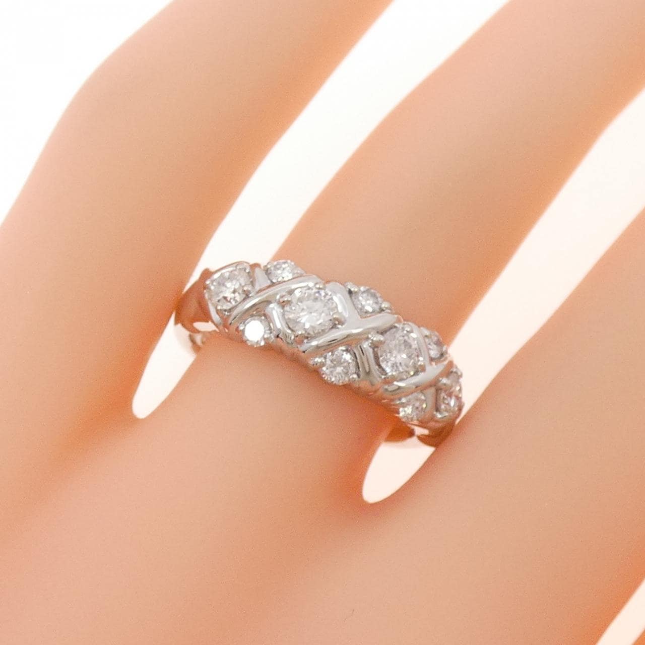 PT900 ダイヤモンド リング 0.70CT