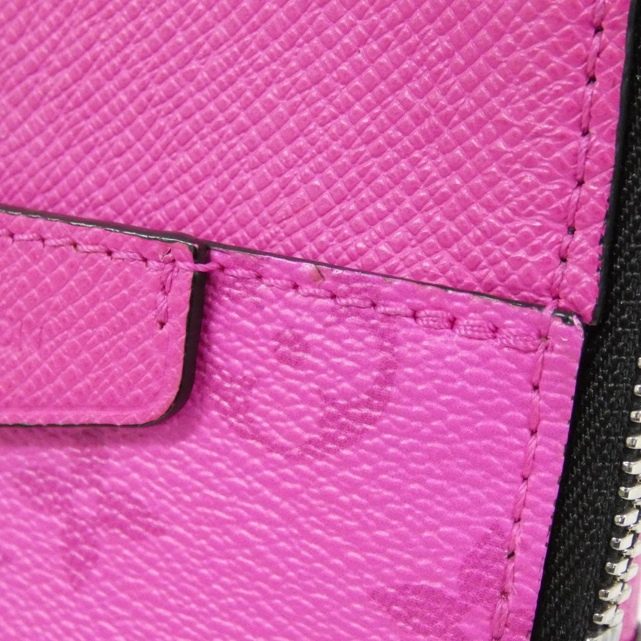 ルイヴィトン タイガ ラマ アウトドア スリングバッグ M30767 ショルダーバッグ