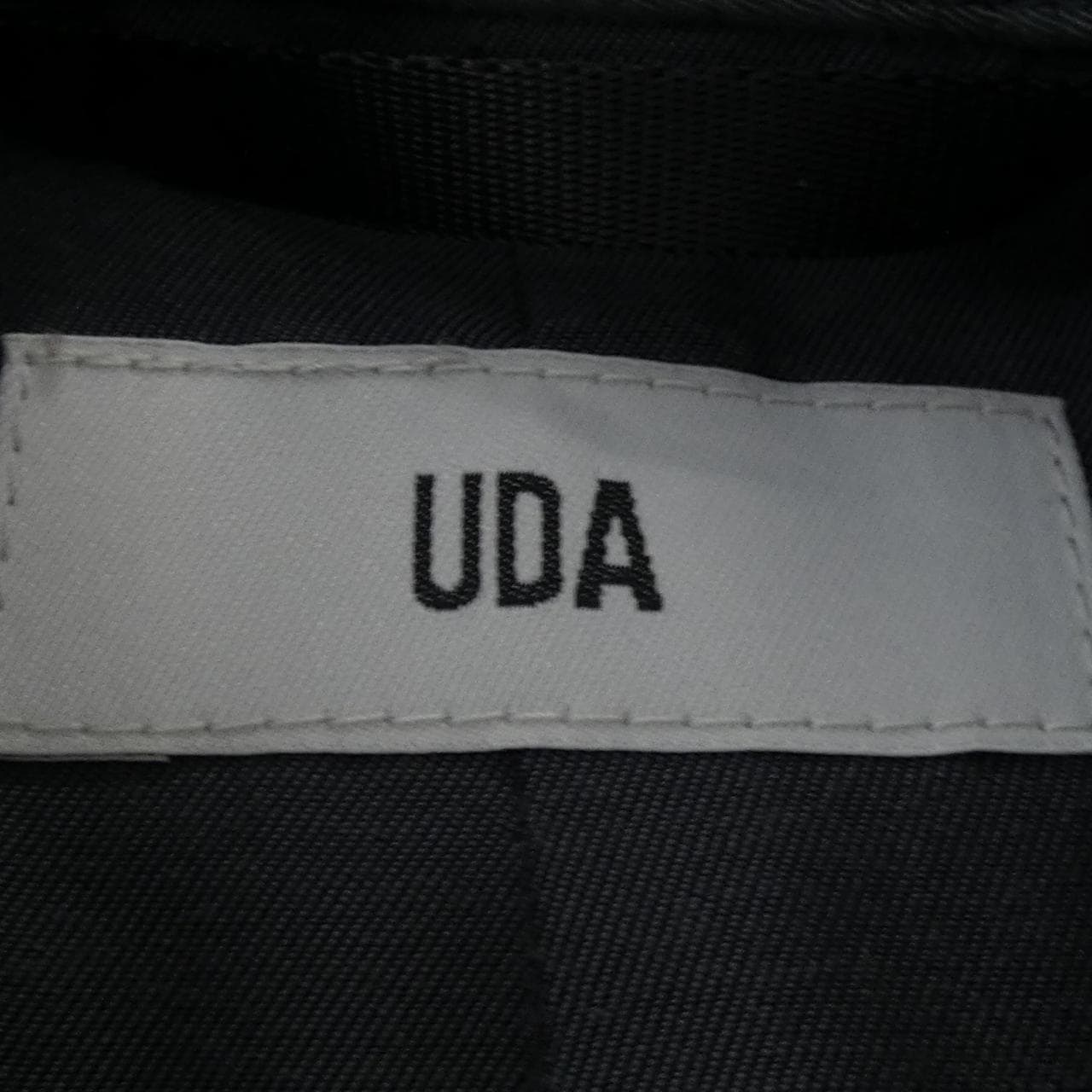 UDA ブルゾン