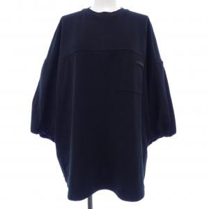 プラダ PRADA トップス