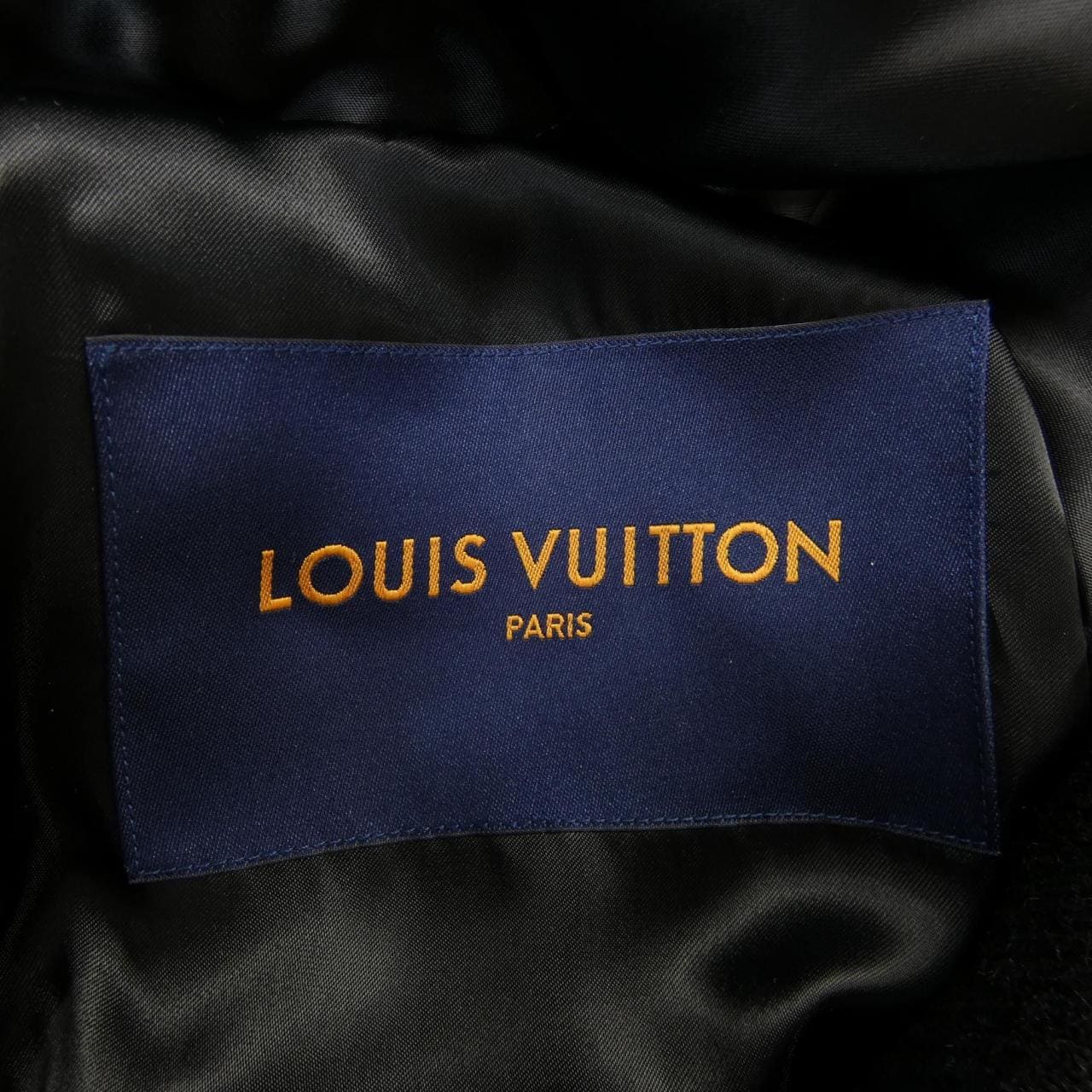 ルイヴィトン LOUIS VUITTON スタジャン