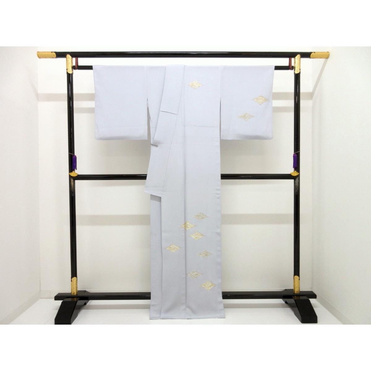 単衣　訪問着　刺繍加工　剣片喰