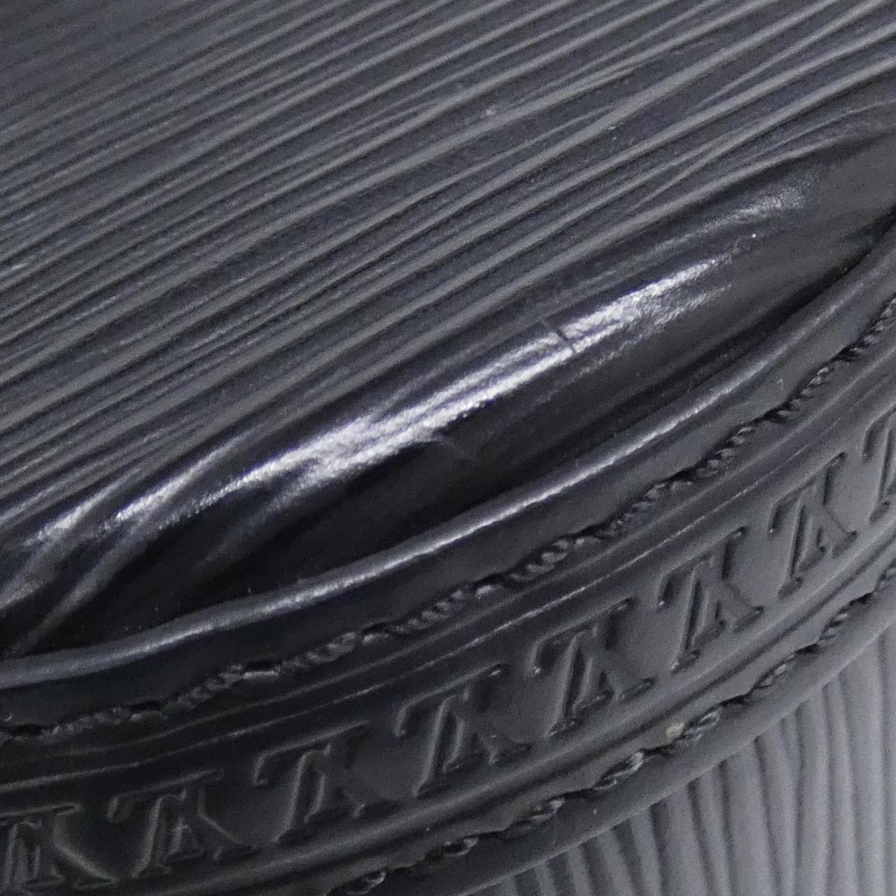 ルイヴィトン エピ パピヨン トランク 2021AW M58655 ショルダーバッグ