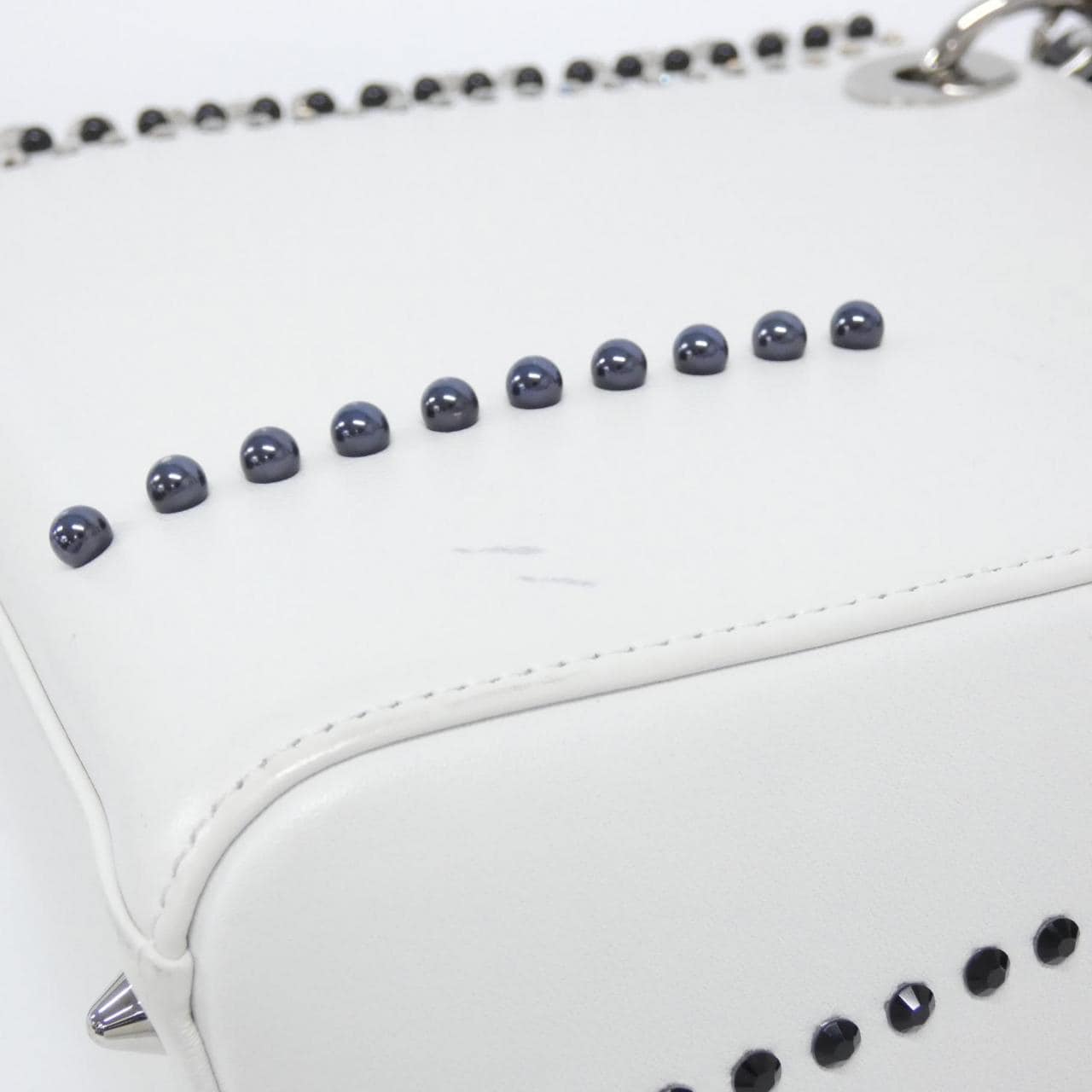 クリスチャンディオール レディ ディオール M0550PVBC バッグ