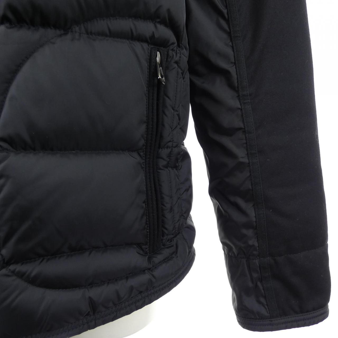 MONCLER RYAN羽绒服