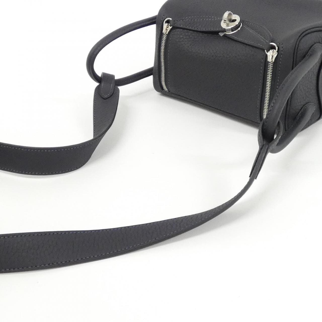 【未使用品】エルメス リンディ2 MINI 085956CK ショルダーバッグ