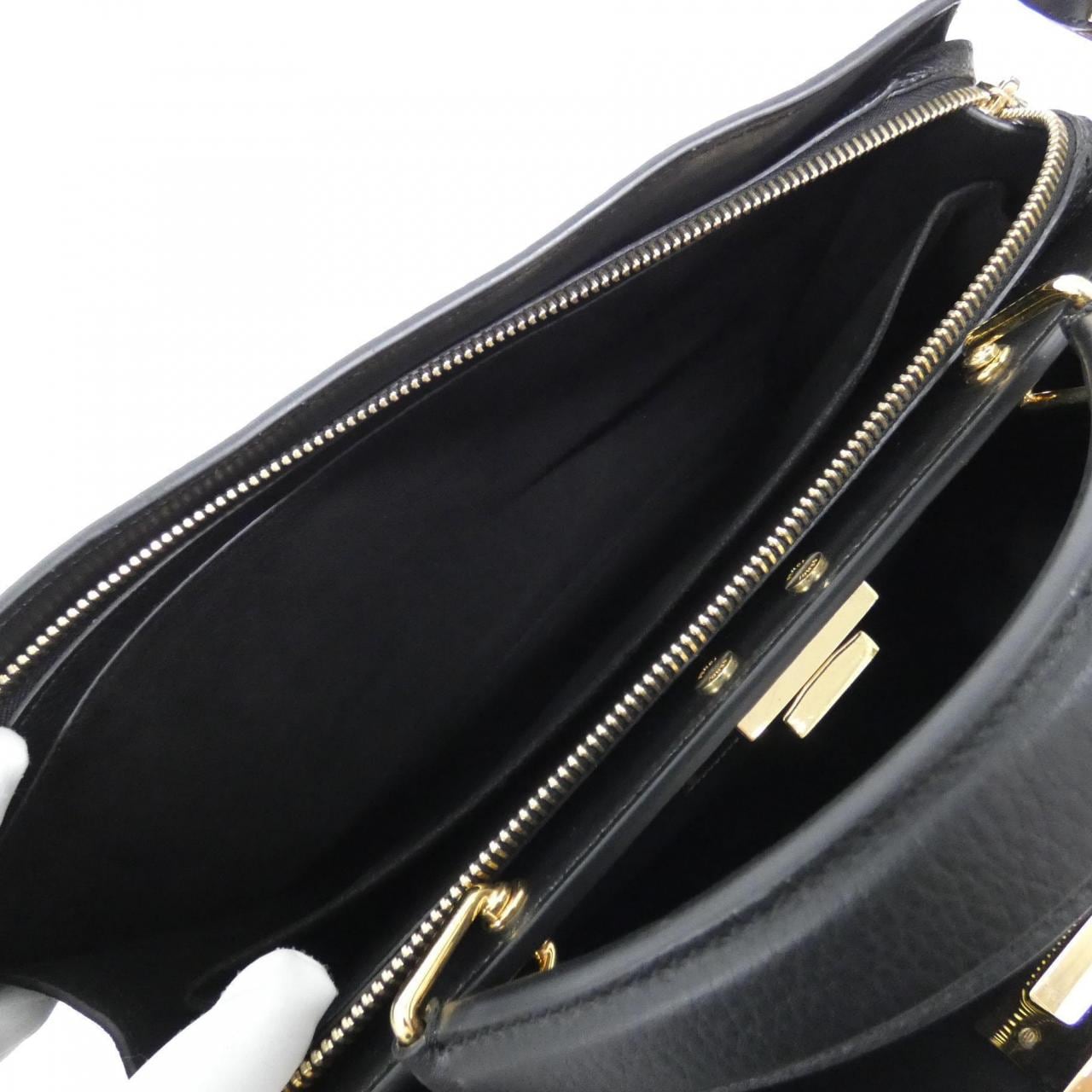 フェンディ FENDACE ピーカブー アイ シー ユー ミディアム 7VA529 AISX バッグ