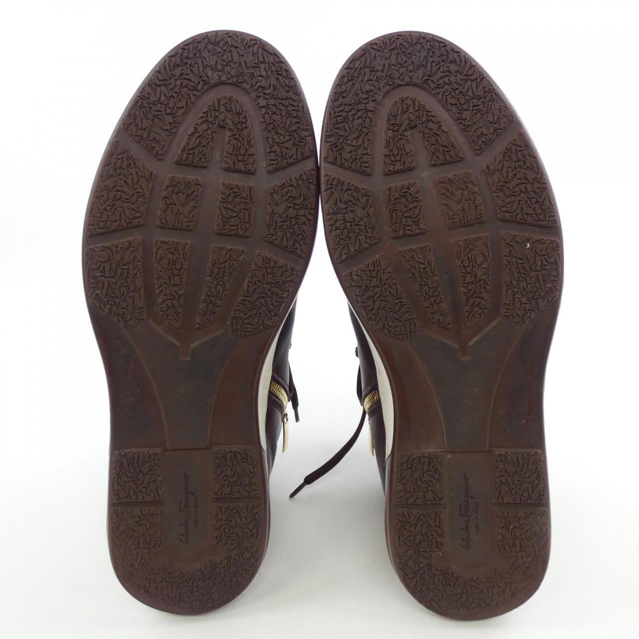 サルヴァトーレフェラガモ SALVATORE FERRAGAMO スニーカー