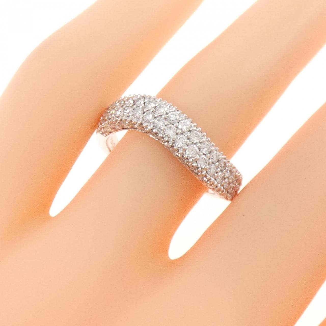 750WG ダイヤモンド リング 0.90CT