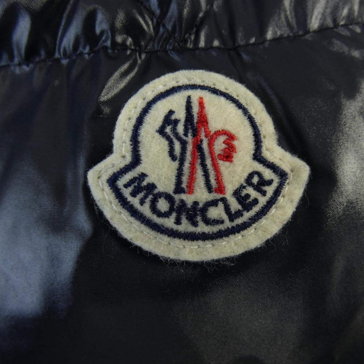モンクレール MONCLER ダウンジャケット