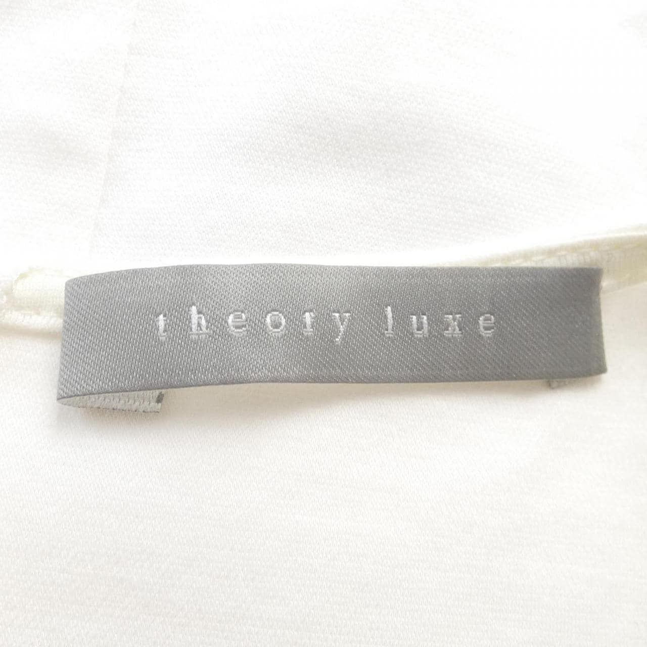 セオリーリュクス Theory luxe トップス