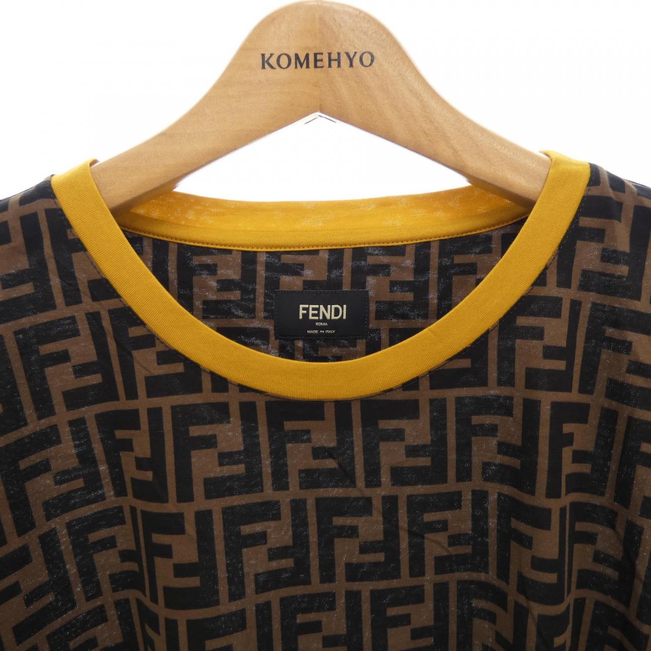 フェンディ FENDI FY0936 A6ZU Tシャツ