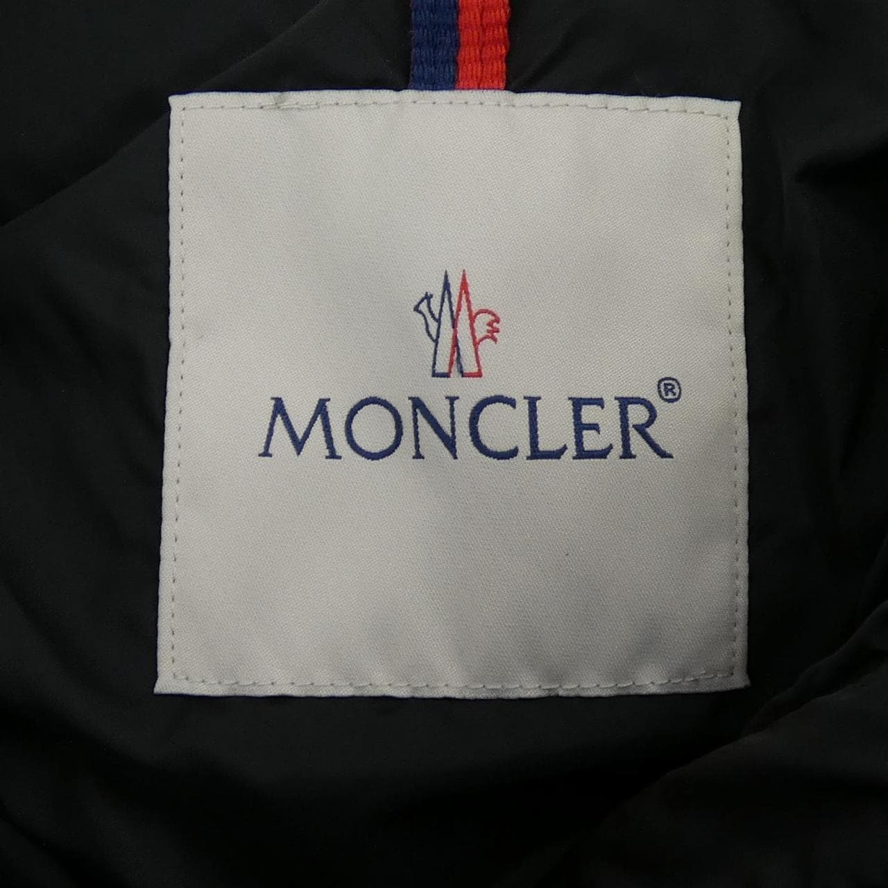 モンクレール MONCLER BETULA ダウンジャケット