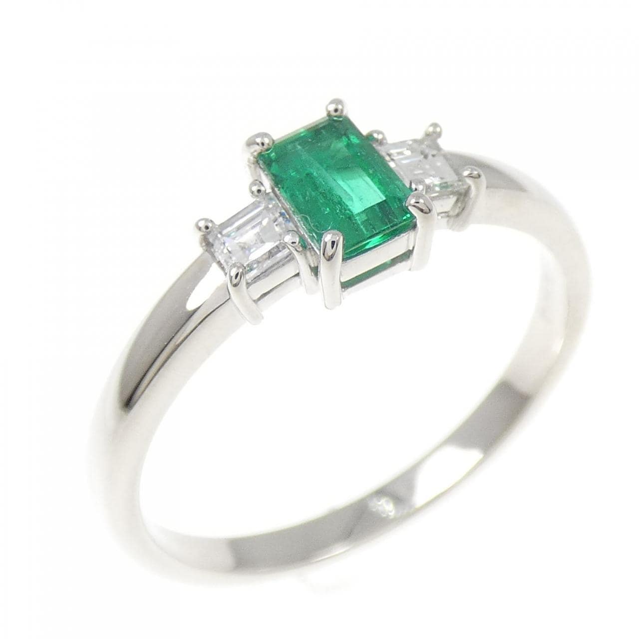 PT900 エメラルド リング 0.34CT