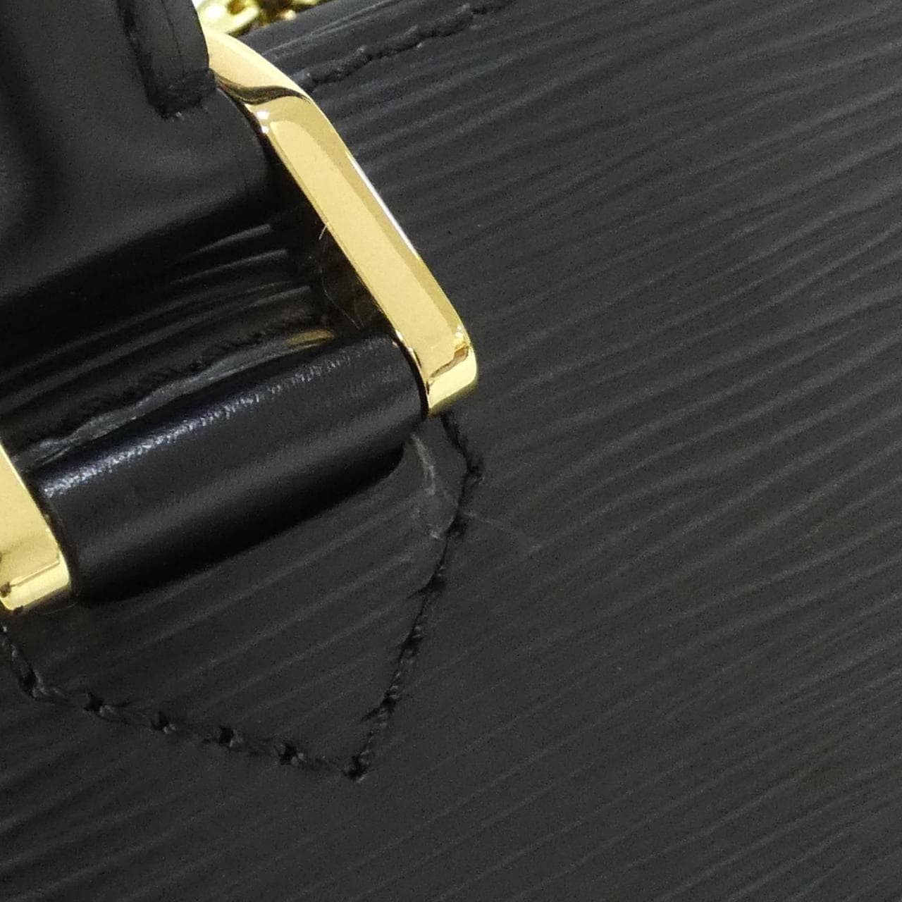 ルイヴィトン エピ ポンヌフ M52052 バッグ