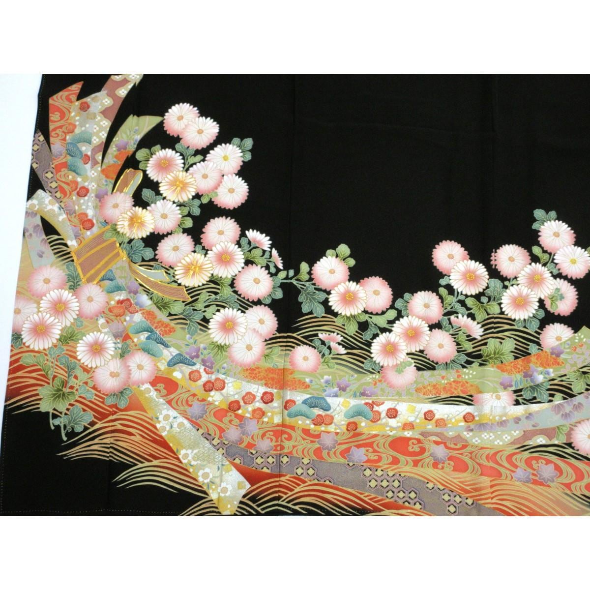 留袖　友禅金彩加工　刺繍入り　丸に橘