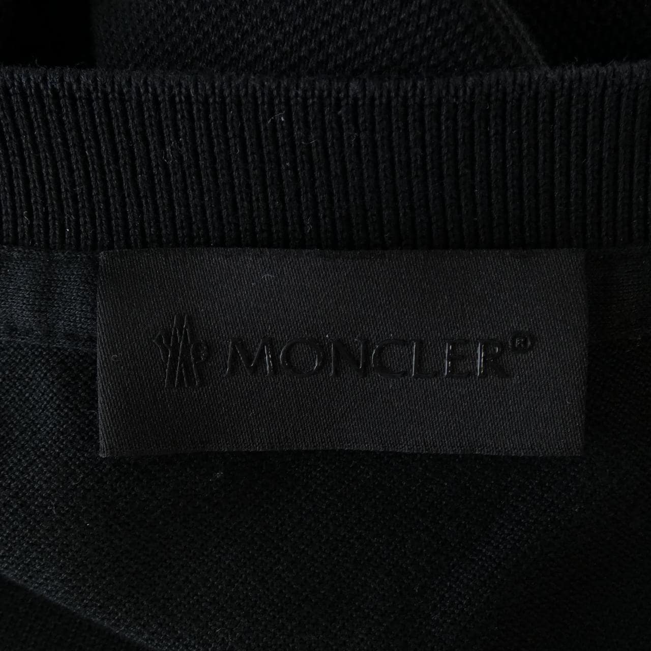 モンクレール MONCLER 10918C00056 Tシャツ
