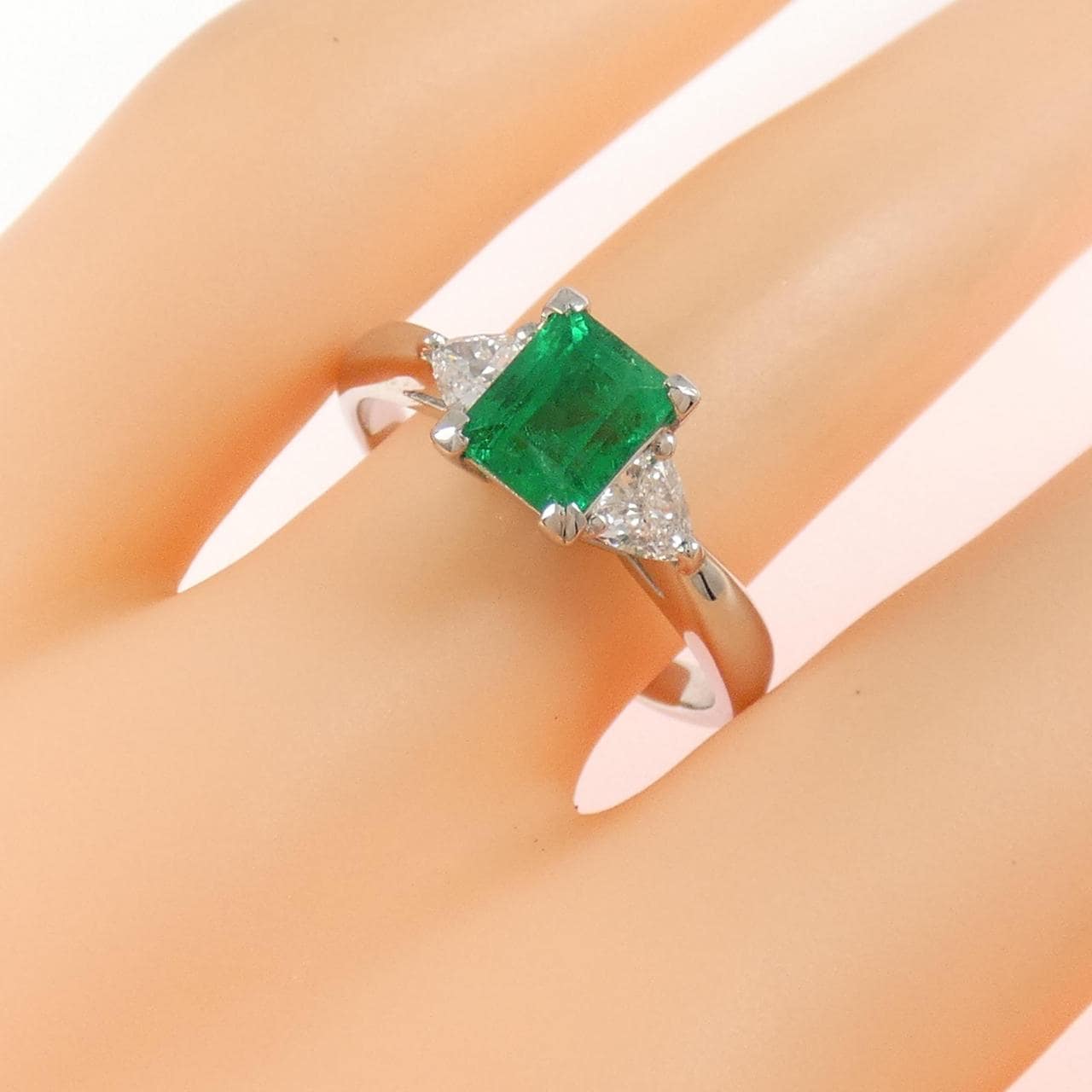 PT900 エメラルド リング 1.17CT