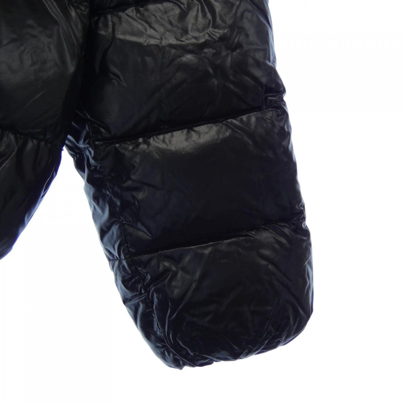 デュベティカ DUVETICA ダウンジャケット