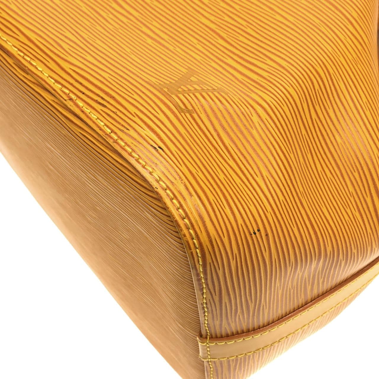 ルイヴィトン エピ プチ ノエ M44109 ショルダーバッグ