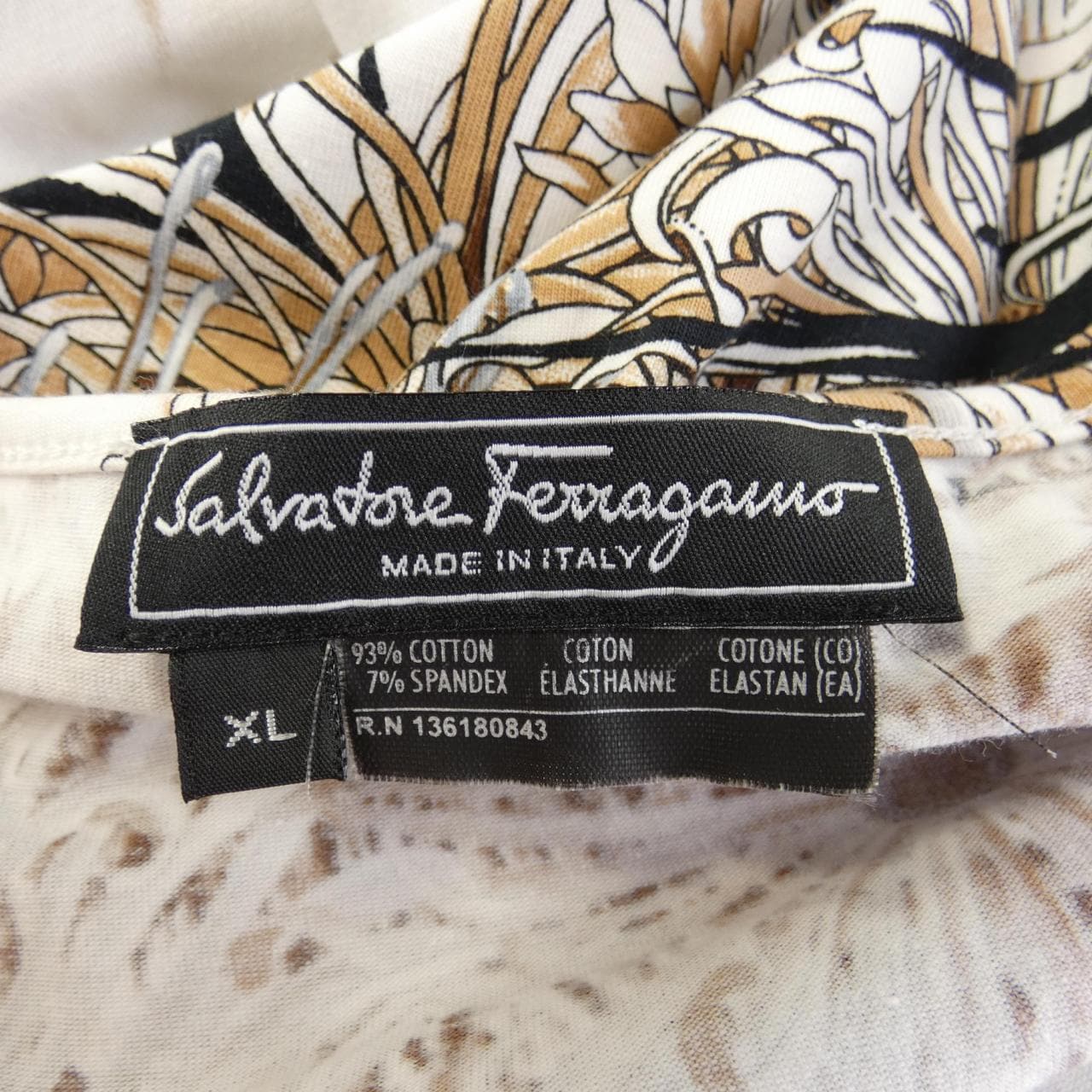 サルヴァトーレフェラガモ SALVATORE FERRAGAMO Tシャツ