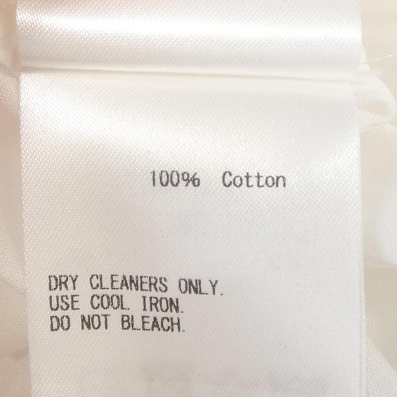 サクラ SACRA トップス