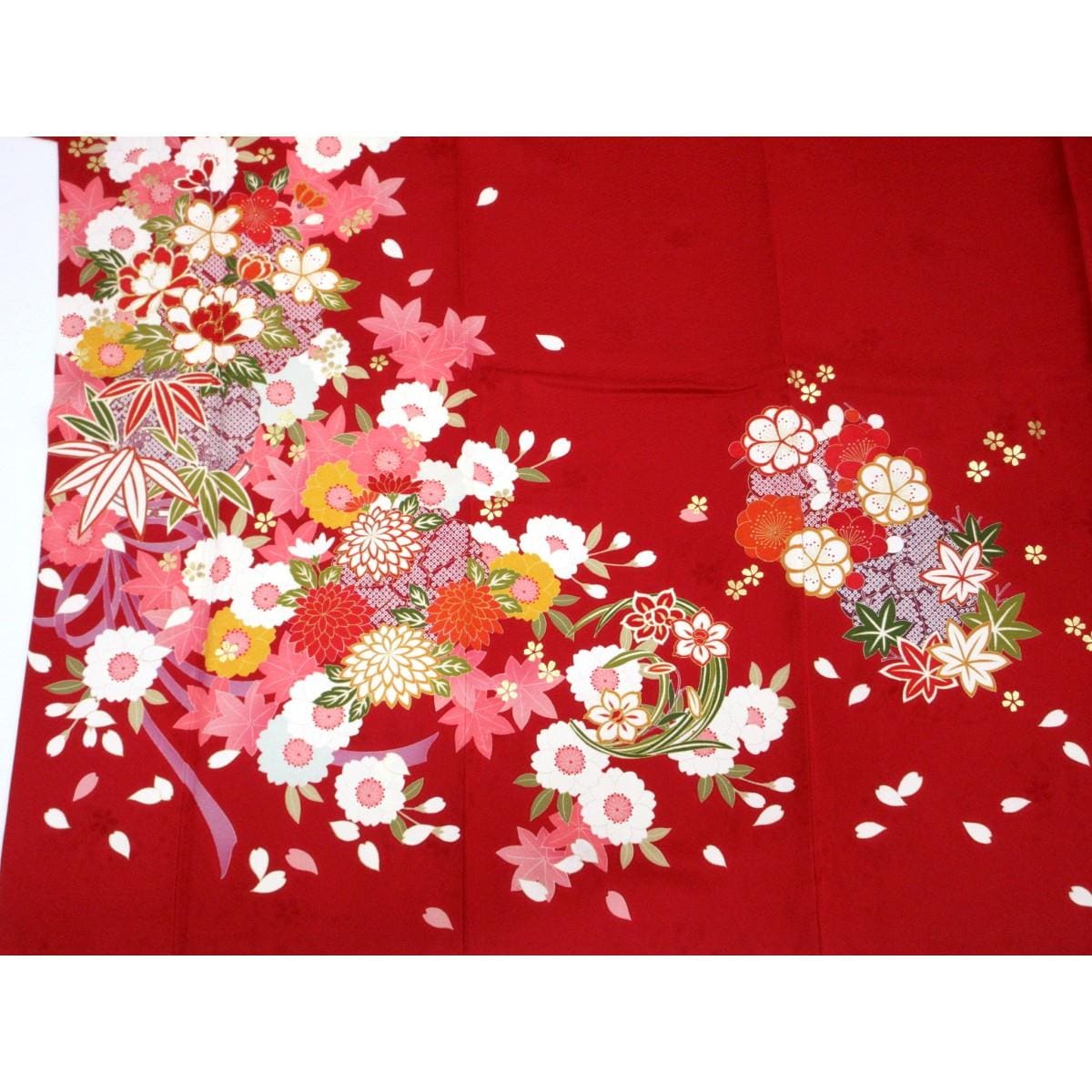 振袖　友禅金彩加工　刺繍入り