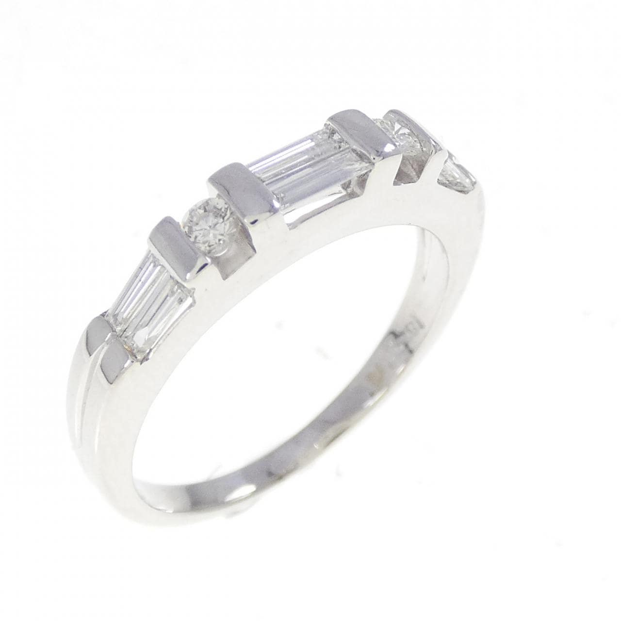 750WG ダイヤモンド リング