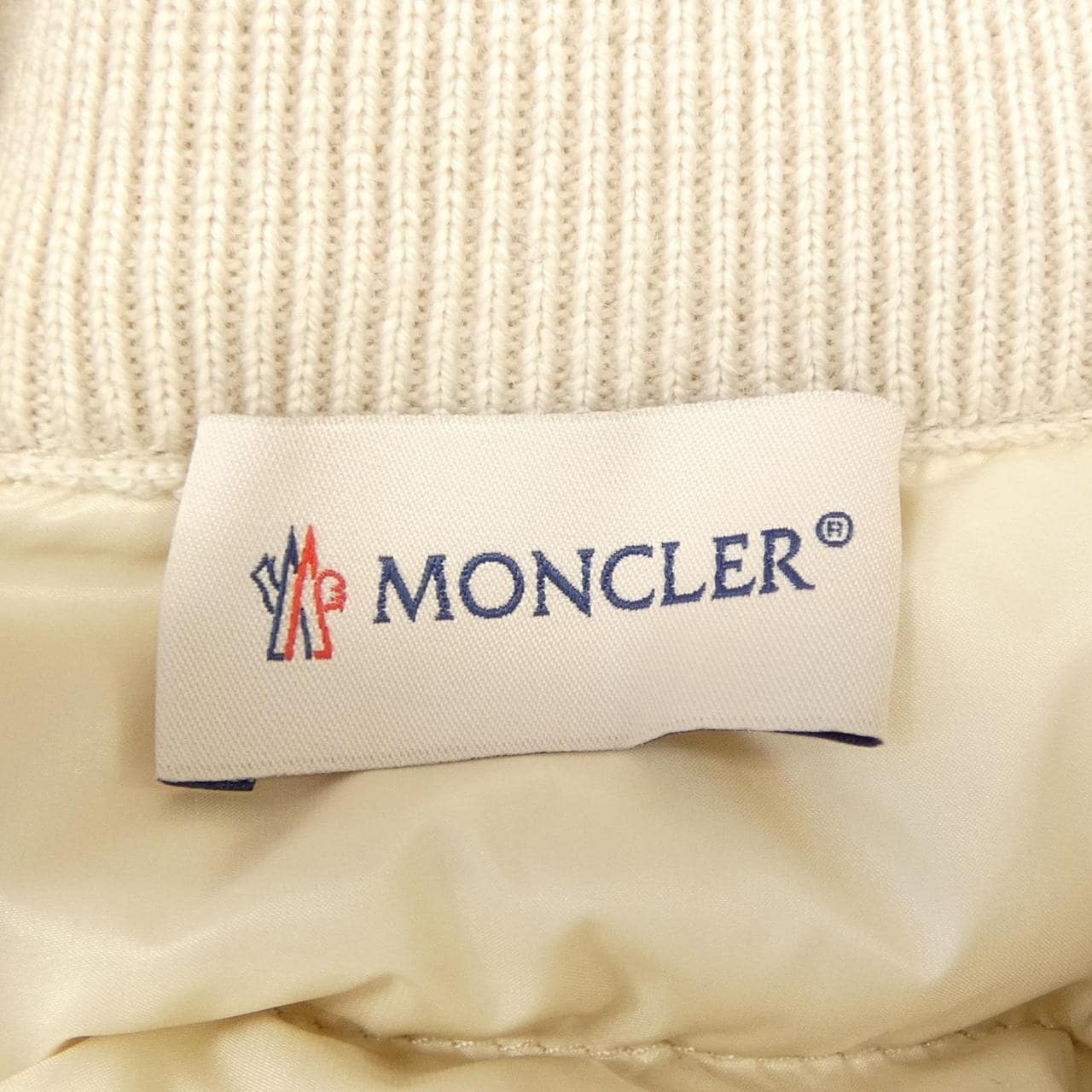 モンクレール MONCLER 20939B00023 ダウンジャケット