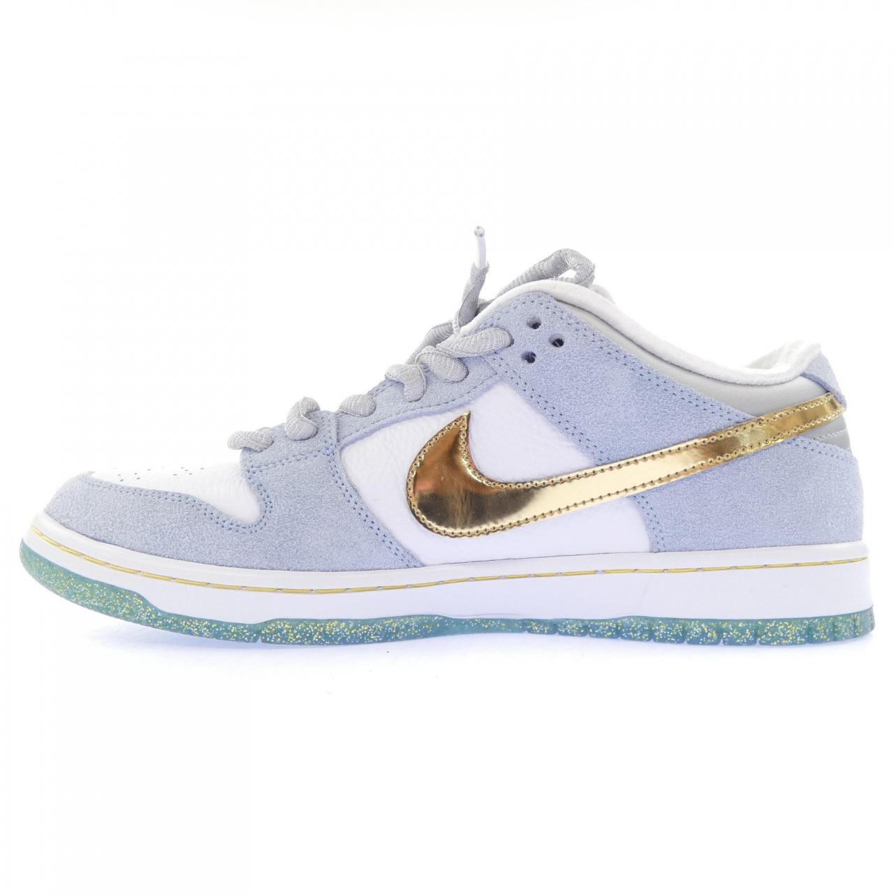 ナイキ NIKE DC9936-100 スニーカー